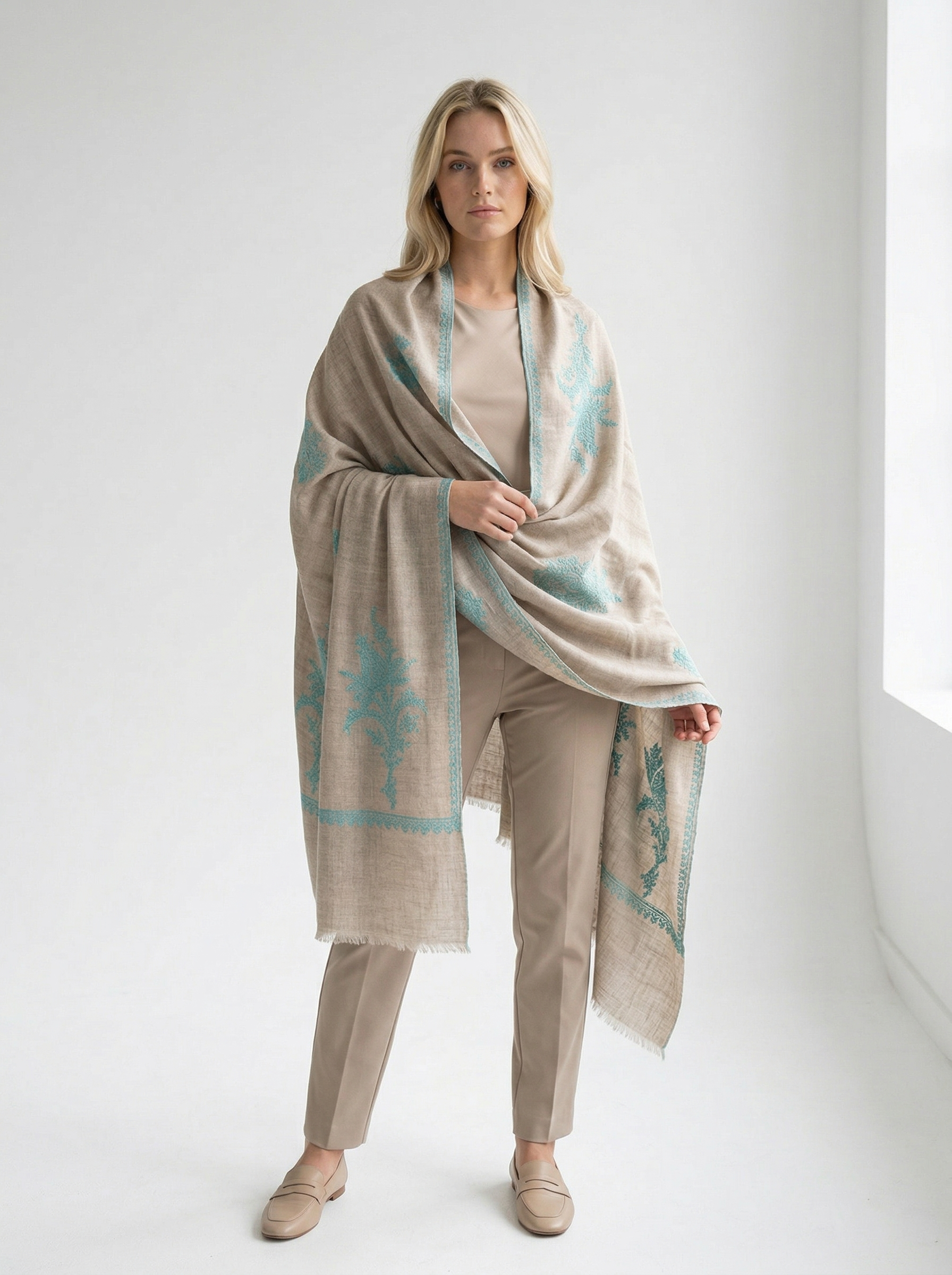 100% Pure Pashmina Beige Shawl with Sozni Embroidery Border