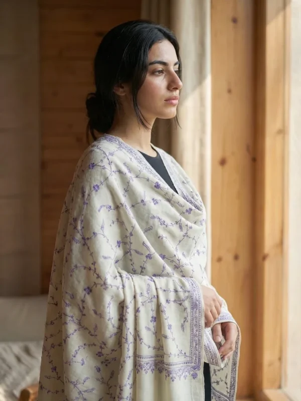 Ivory Sozni Heritage Pure Pashmina Shawl
