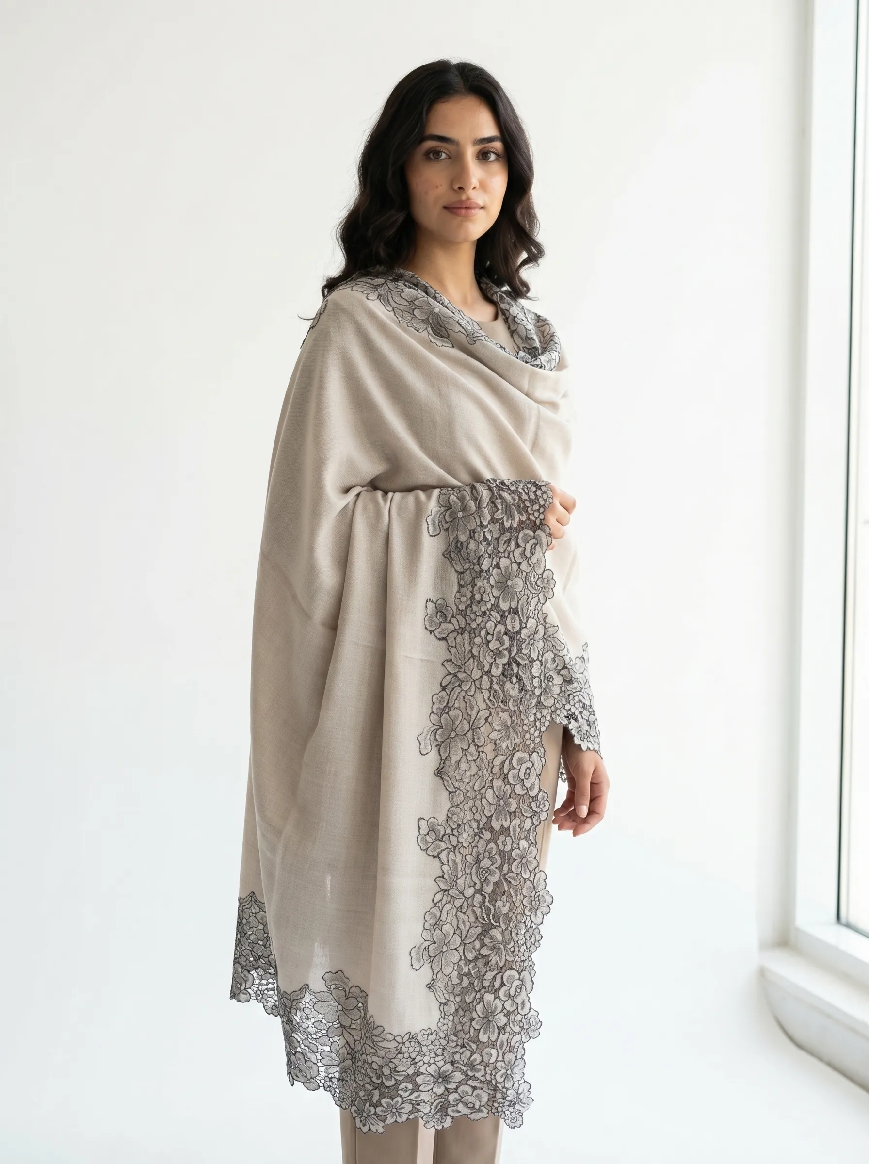 Pashmina Lace Shawl With Four Side Lace Pashmina Lace Shawl With Four Side Lace