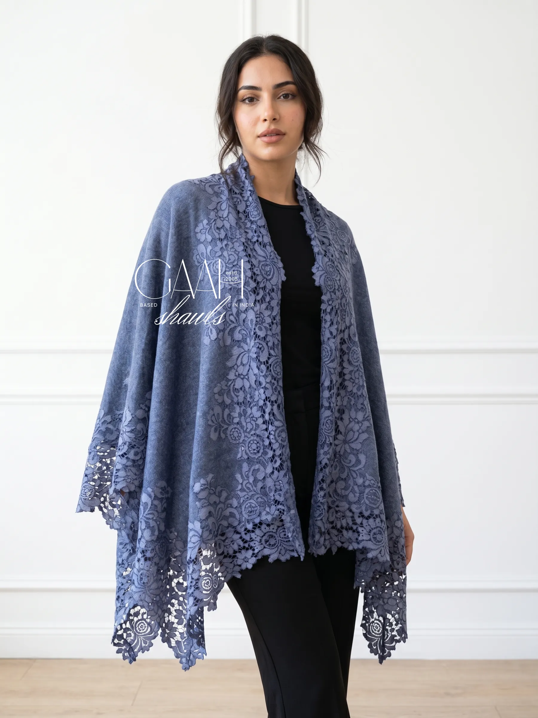 Cashmere Knitted Cape With Lace
