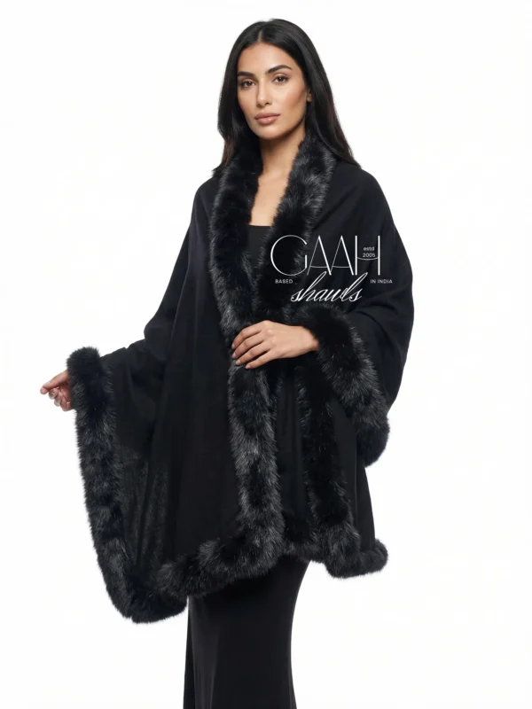 Women’s Pashmina Shawl with Four-Side Fox Fur Trim