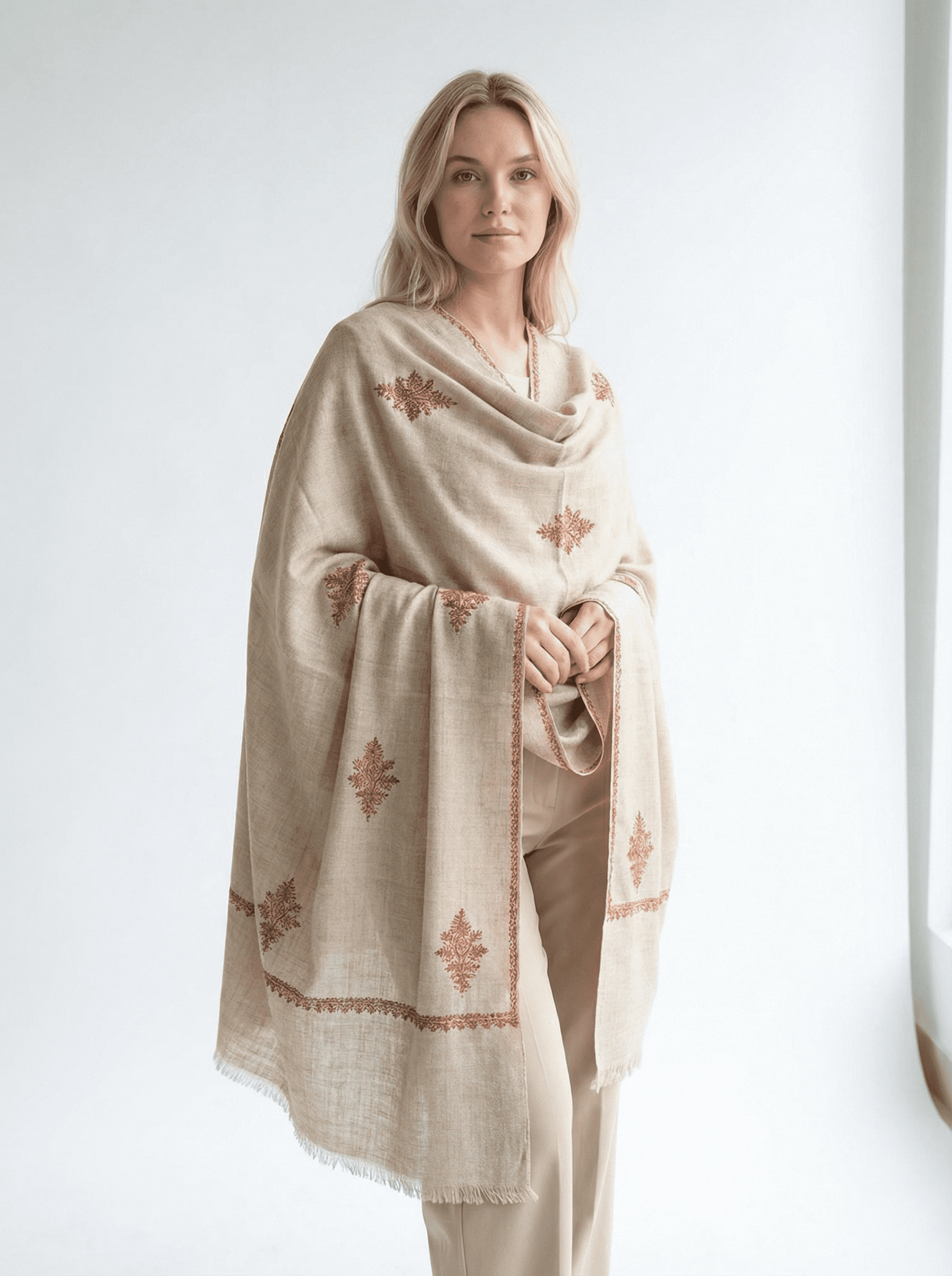 Pure Pashmina Shawl with Sozni Embroidery Pure pashmina shawl with sozni embroidery